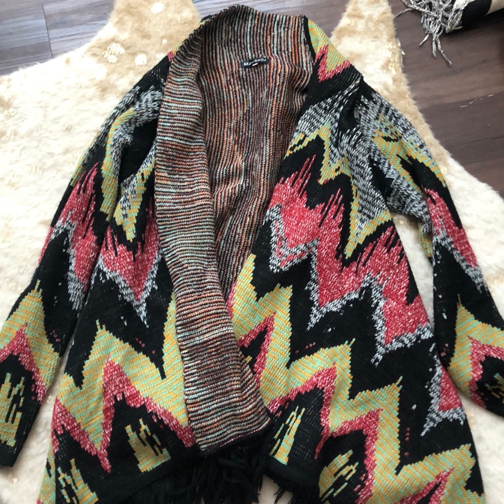 Pattered sweater/cardigan